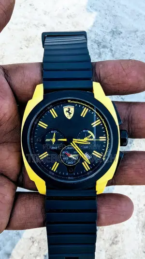 Scuderrier FERRARI Watch Beautiful Yellow Silicone Case