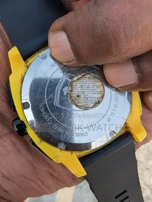 Scuderrier FERRARI Watch Beautiful Yellow Silicone Case