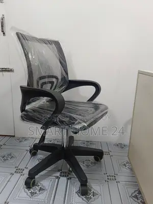 Modern Breathable Mesh Visitor Chair – Ergonomic Design, Smart Look & Durable
