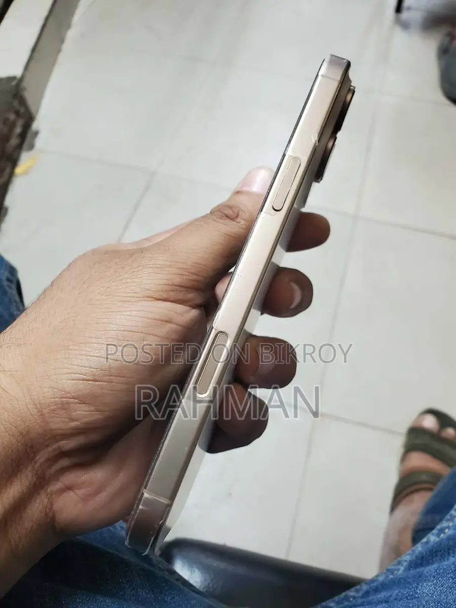 অ্যাপল আইফোন ১৬ প্রো ম্যাক্স (ব্যবহৃত)