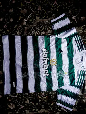 Celtic Home Jersey-xl