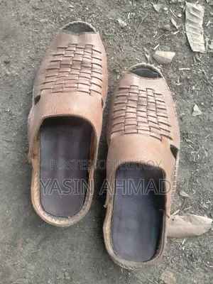 জুতা বিক্রি হবে