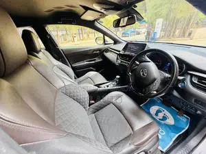 Toyota C-HR G LED Package 2018