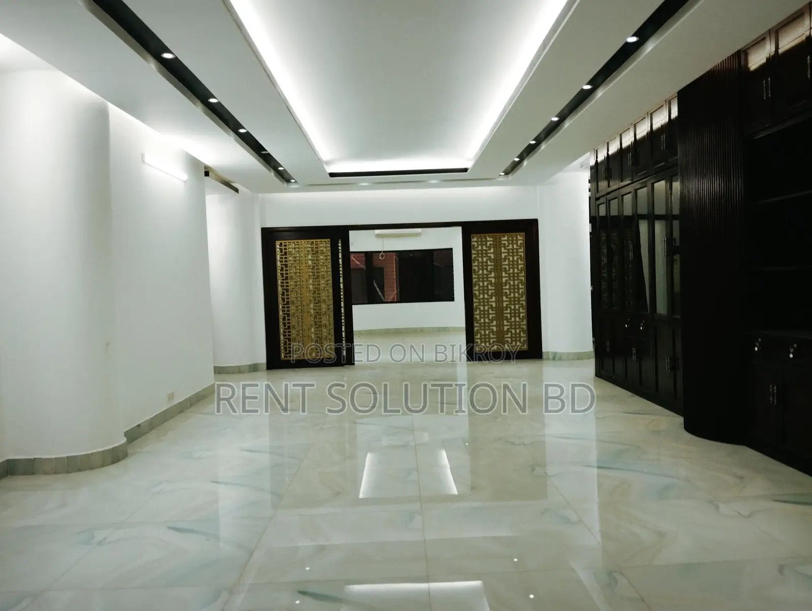 Semi furnished nice apartment for rent in north Gulshan