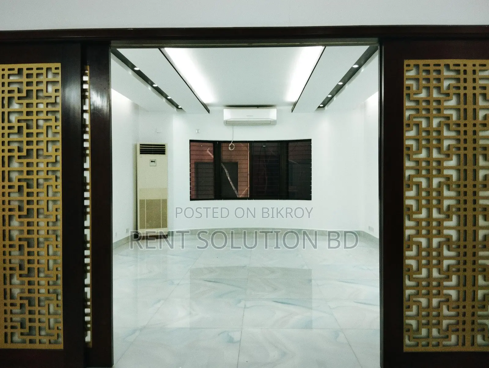 Semi furnished nice apartment for rent in north Gulshan