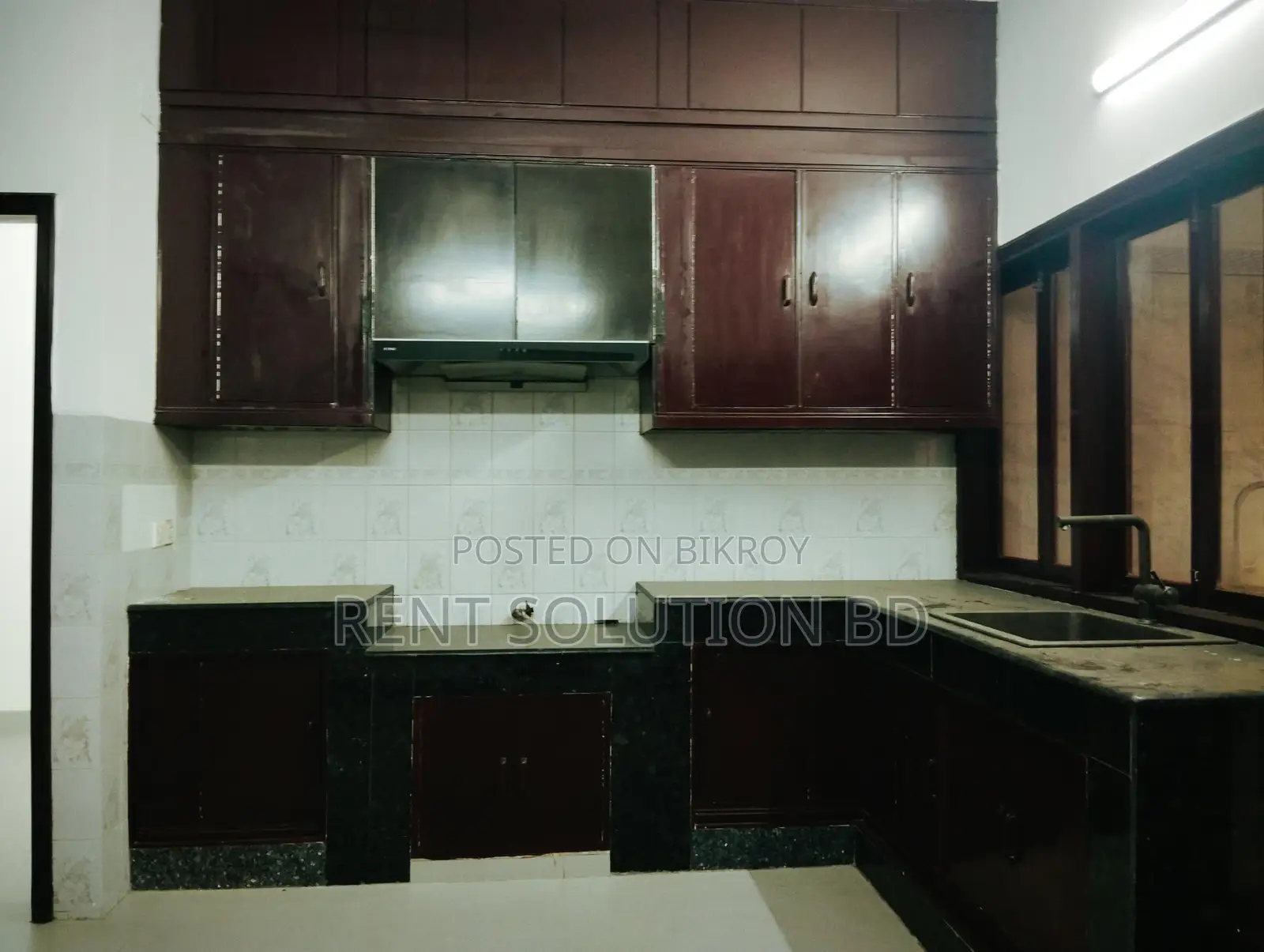 Semi furnished nice apartment for rent in north Gulshan