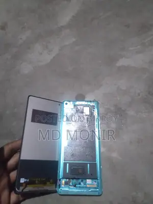 OnePlus 8 Pro (Used)