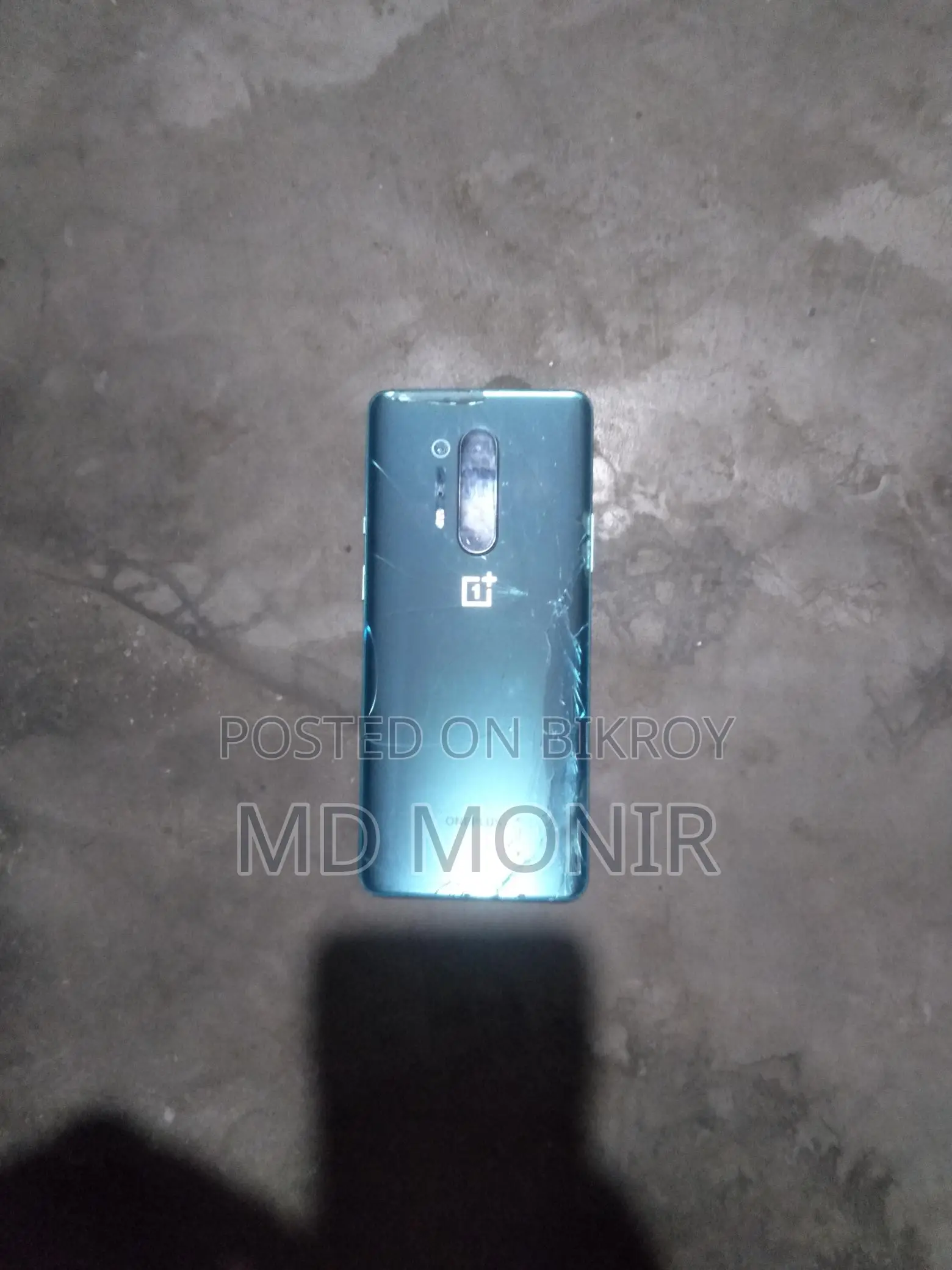 OnePlus 8 Pro (Used)