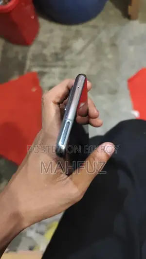 Samsung Galaxy S20 Ultra (Used)