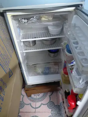 Samsung Double Door Refrigerator বিক্রি করা হবে।