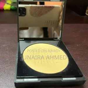 ব্র্যান্ড নিউ হুডা বিউটি কমপ্যাক্ট বিক্রির জন্য