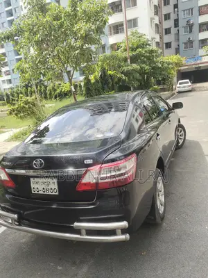 Toyota Premio 2011