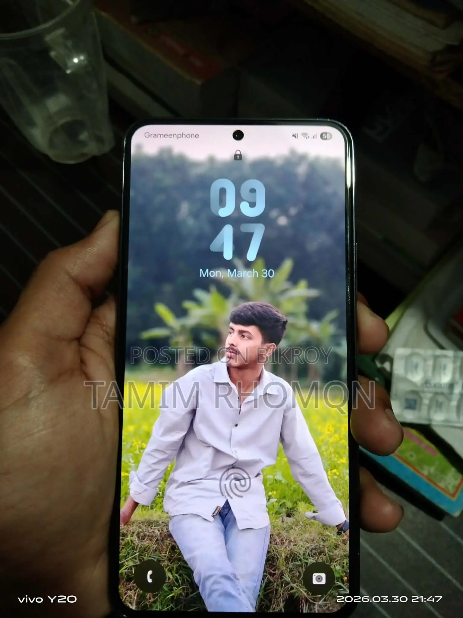 Samsung Galaxy S22 (Used)