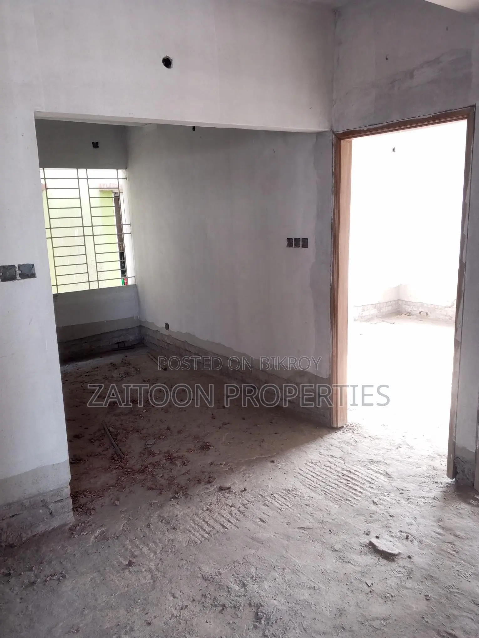4-Bedroom Flat for Sale