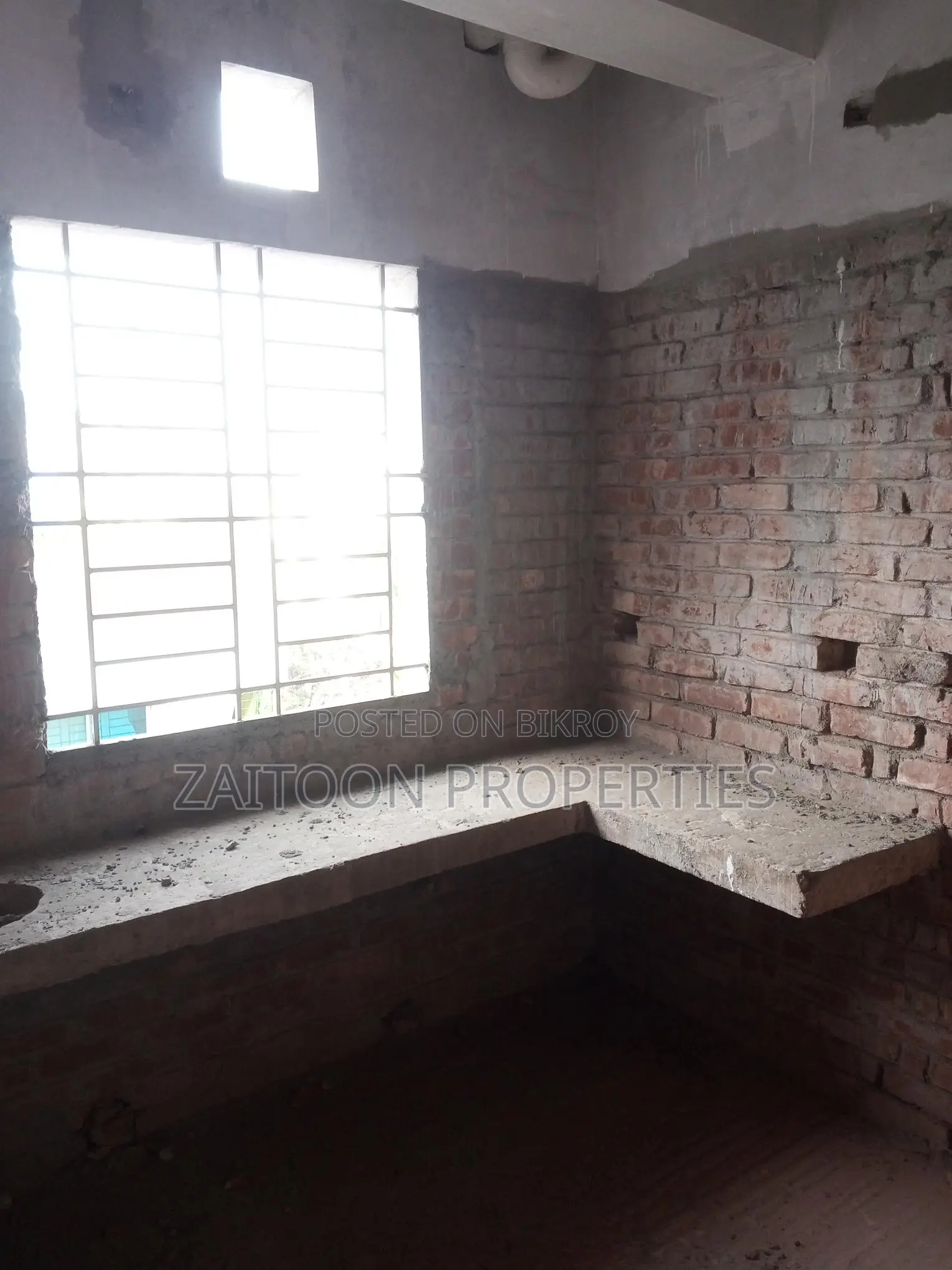 4-Bedroom Flat for Sale
