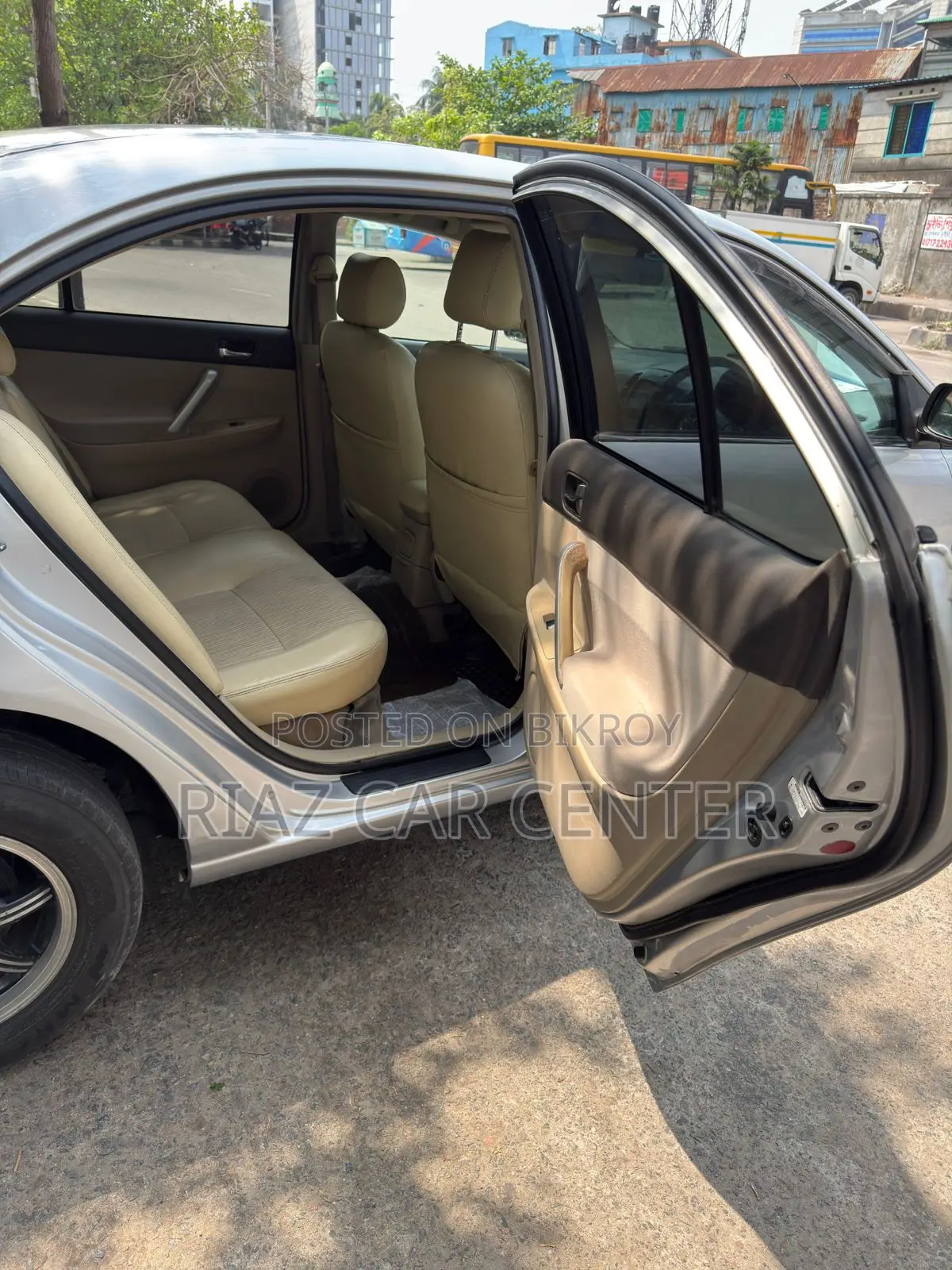 Toyota Premio 2006
