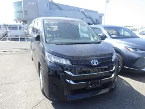 Toyota Esquire Gi Premium 2020