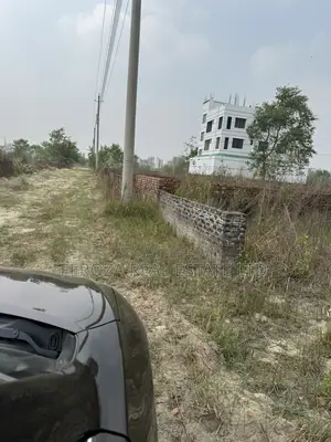 Rajuk Purbachol Sector-28 Boundary Wall-Plot 5 katha