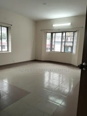 গুলশানে ২৬০০ বর্গফুটের ৫ম তলার অফিস ভাড়া