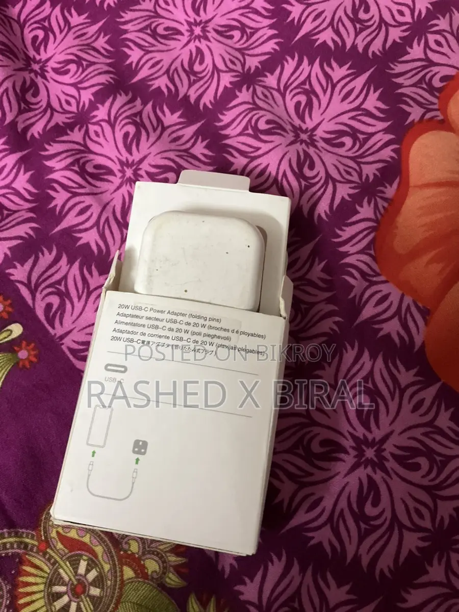 Original Apple Adapter