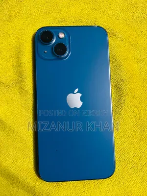 Apple iPhone 13 (Used)