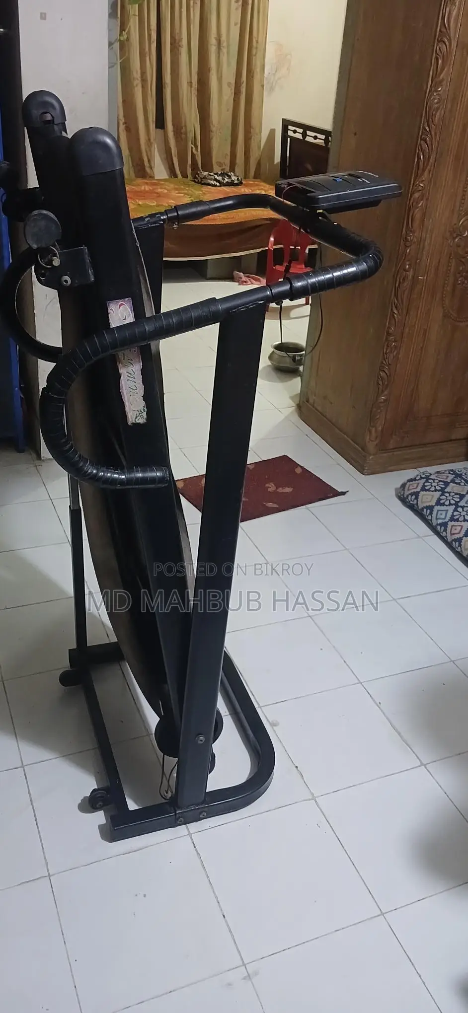 Treadmills Almost New