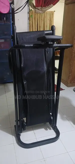 Treadmills Almost New