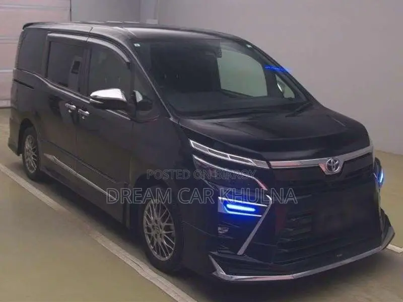 Toyota Voxy ZS Kirameki3 2021