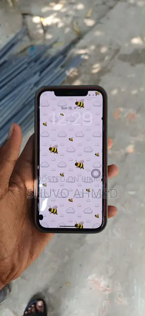 Apple iPhone 12 (Used)