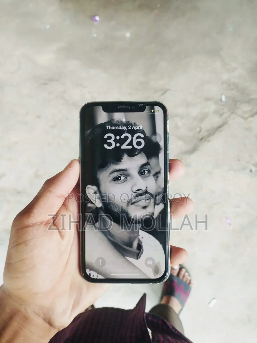 Apple iPhone X (Used)