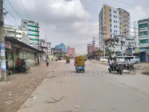 বসুন্ধরা রিভারভিউ প্রকল্পের পাশে,১৫০ ফিট রোড সংলগ্ন ১২৫০ বর্গফুট ফ্ল্যাট