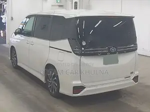 Toyota Voxy S-Z Leg Rest Clng tv 2022