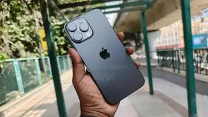 অ্যাপল আইফোন ১৬ প্রো ২০২৫ (ব্যবহৃত)