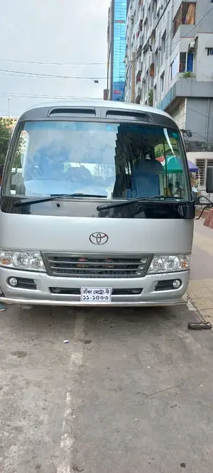 Toyota Coaster 2016