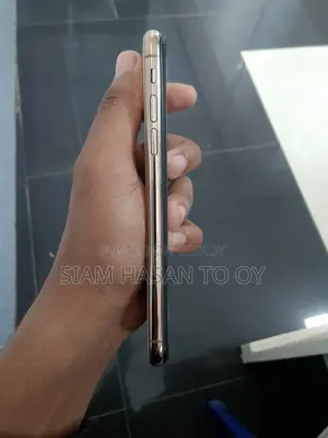 Apple iPhone XS (Used)