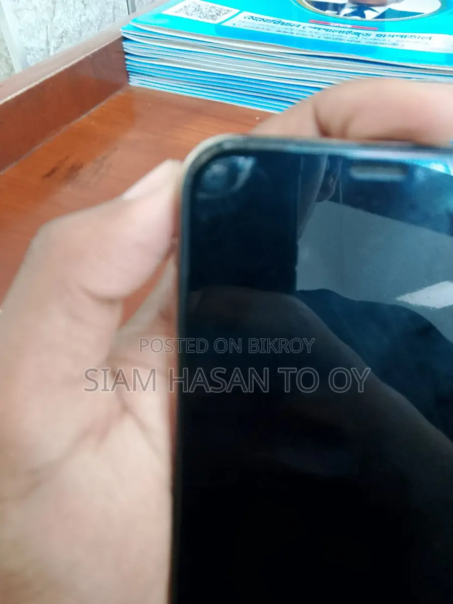 Apple iPhone XS (Used)