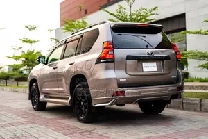 Toyota Prado 2023