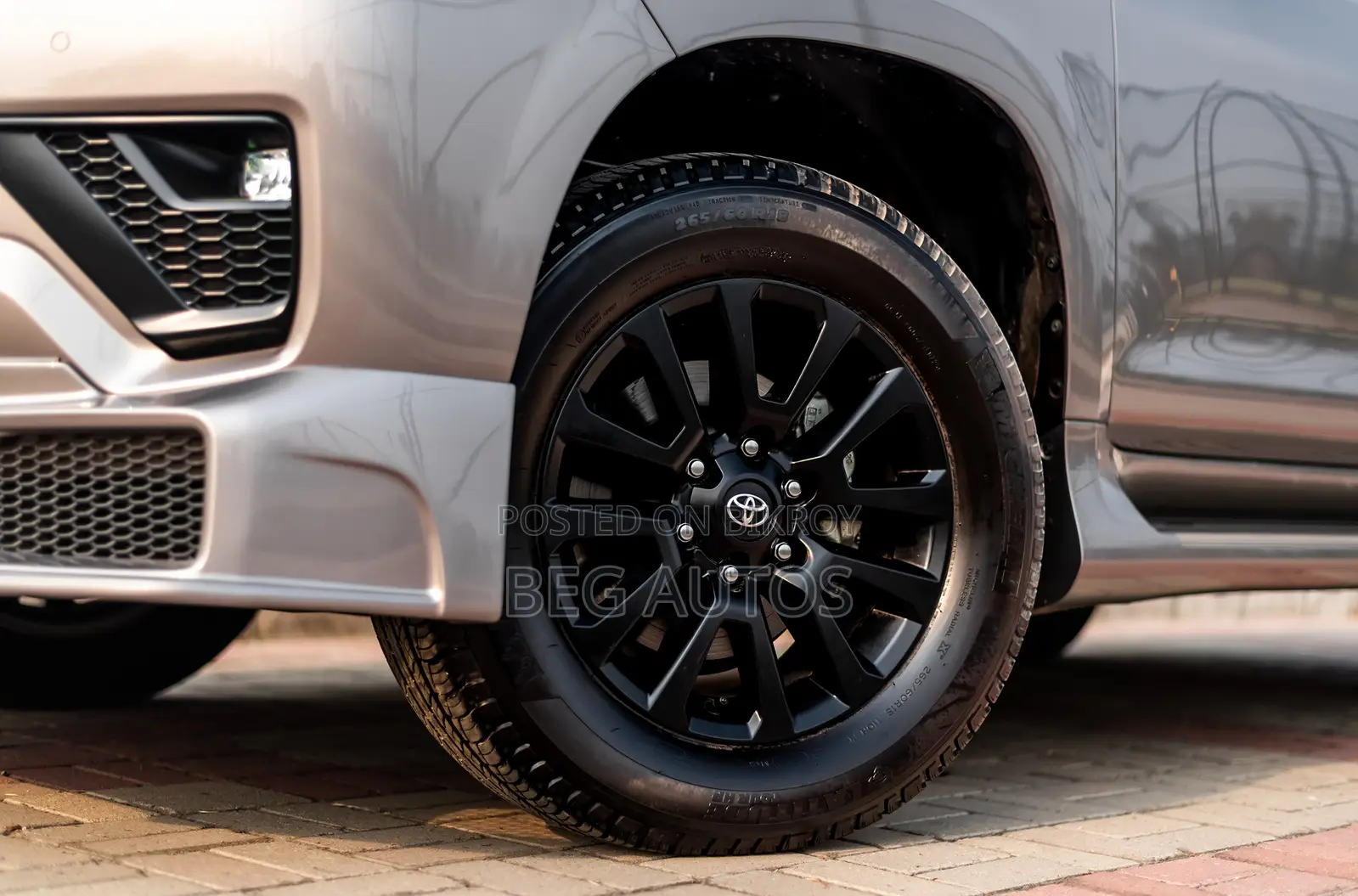 Toyota Prado 2023