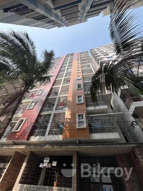 Urgent Flat Sale in Chandrima Model Town