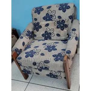 খুবই উন্নত মানের সোফা সেট