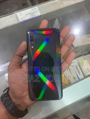 স্যামসাং গ্যালাক্সি এ৫০ ৬৪ জিবি ব্ল্যাক