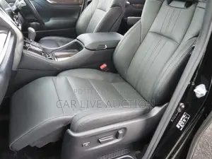 Toyota Alphard Executive Lounge 2022