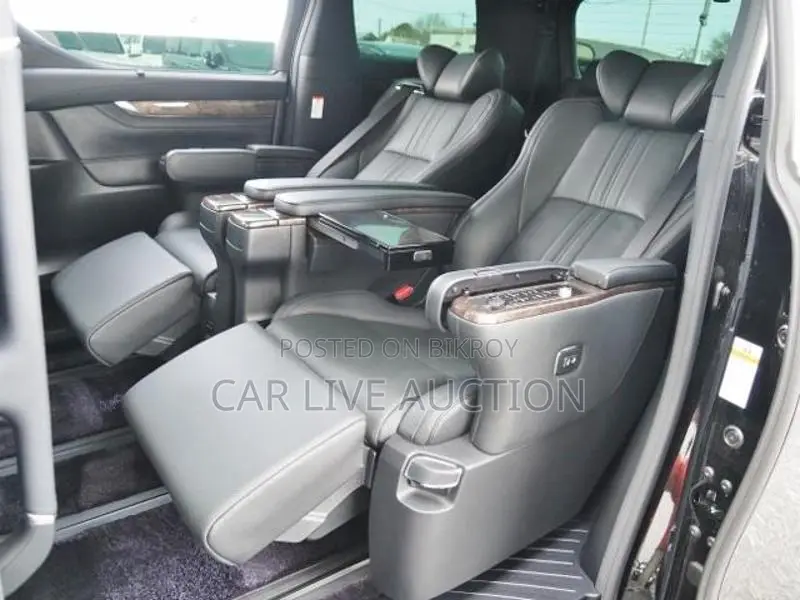 Toyota Alphard Executive Lounge 2022