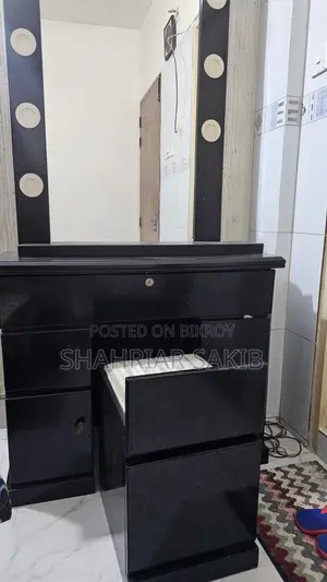 Custom Dressing Table - Hidden Chair Feature and 12 Leds
