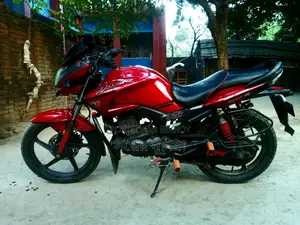 হিরো হাংক ২০১২ লাল