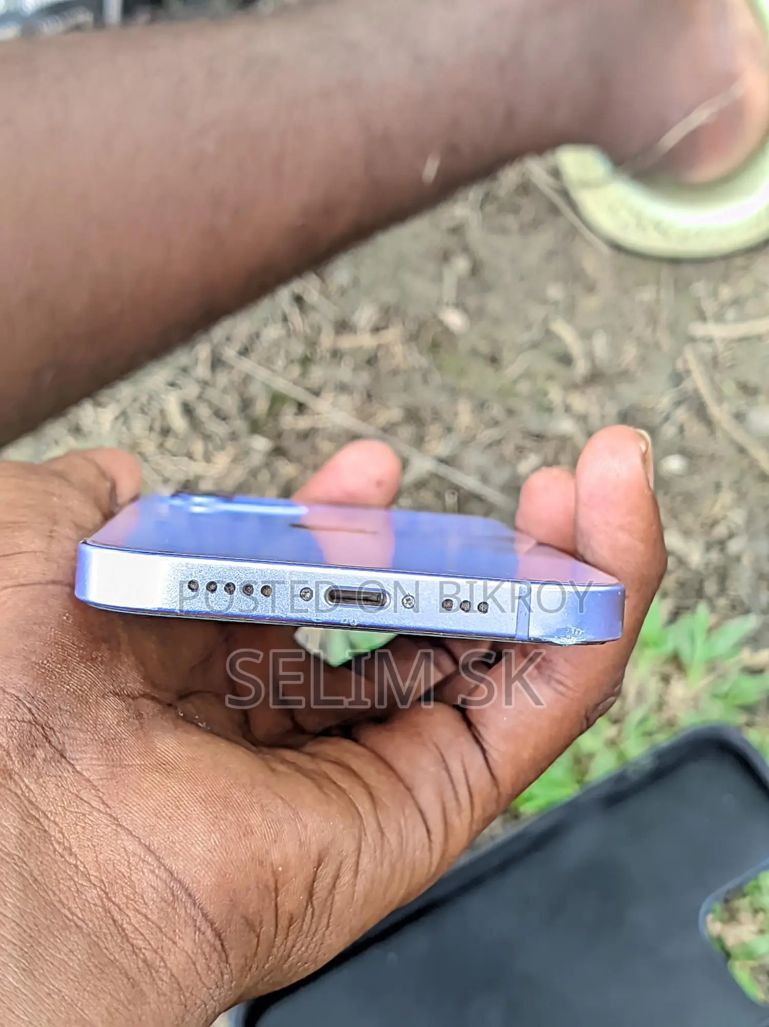 Apple iPhone 12 (Used)