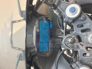 Yamaha R15 . 2021