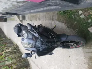 Yamaha R15 2021