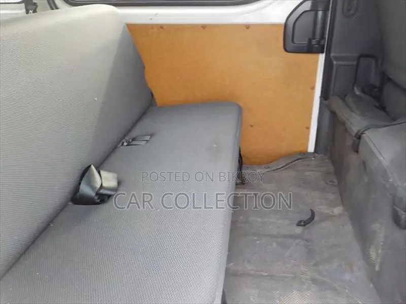 Toyota Hiace GL White 2022