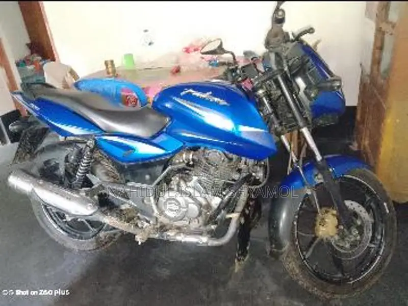Bajaj Pulsar 150 2018